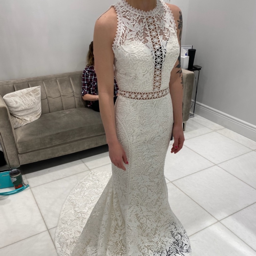 Wedding dress